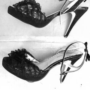 Lace black heels from leg avenue